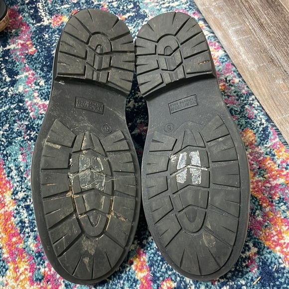 Kenneth Cole black wingtips - Picture 6 of 9